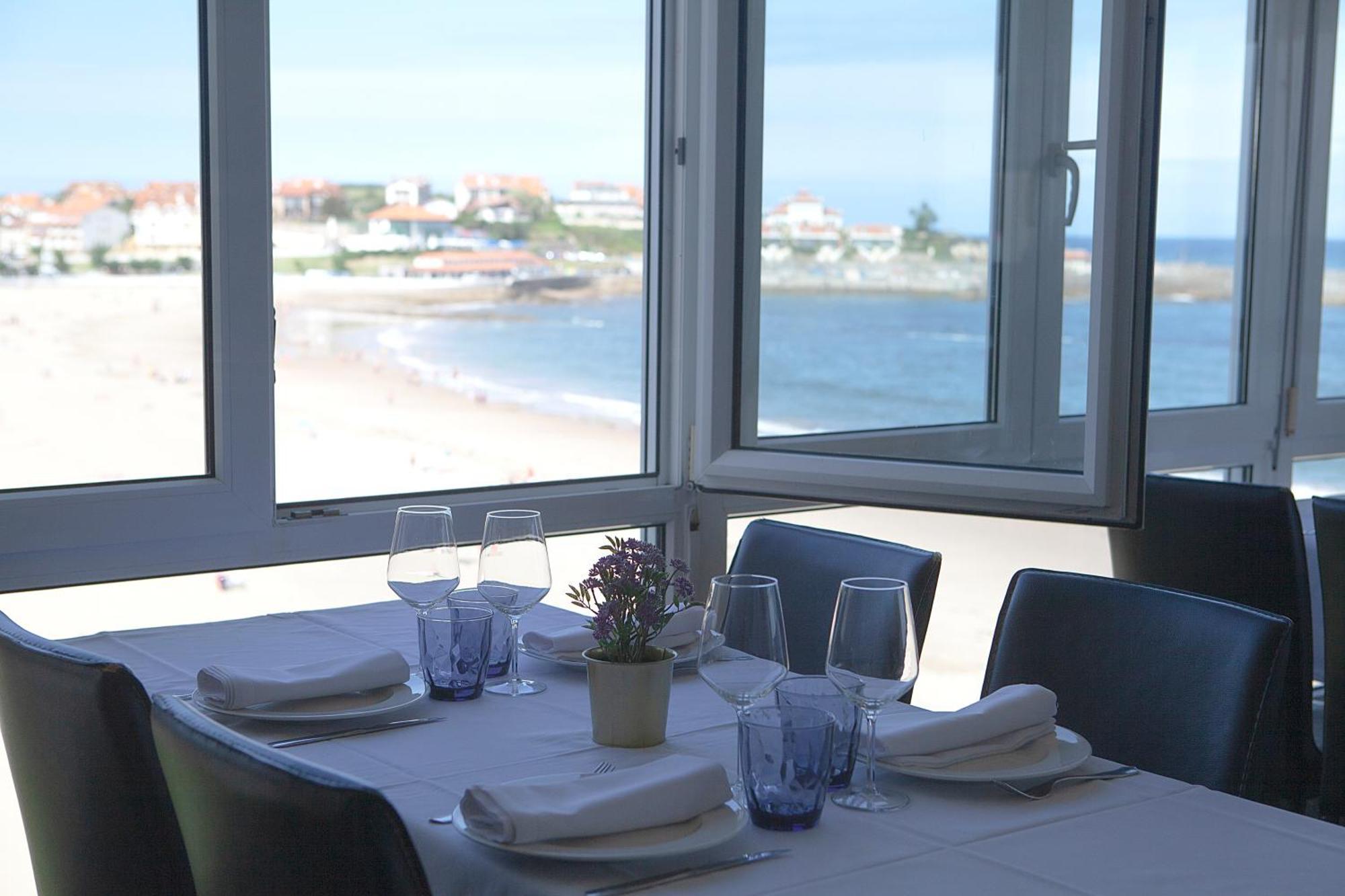 קומיאס Hotel Josein מראה חיצוני תמונה