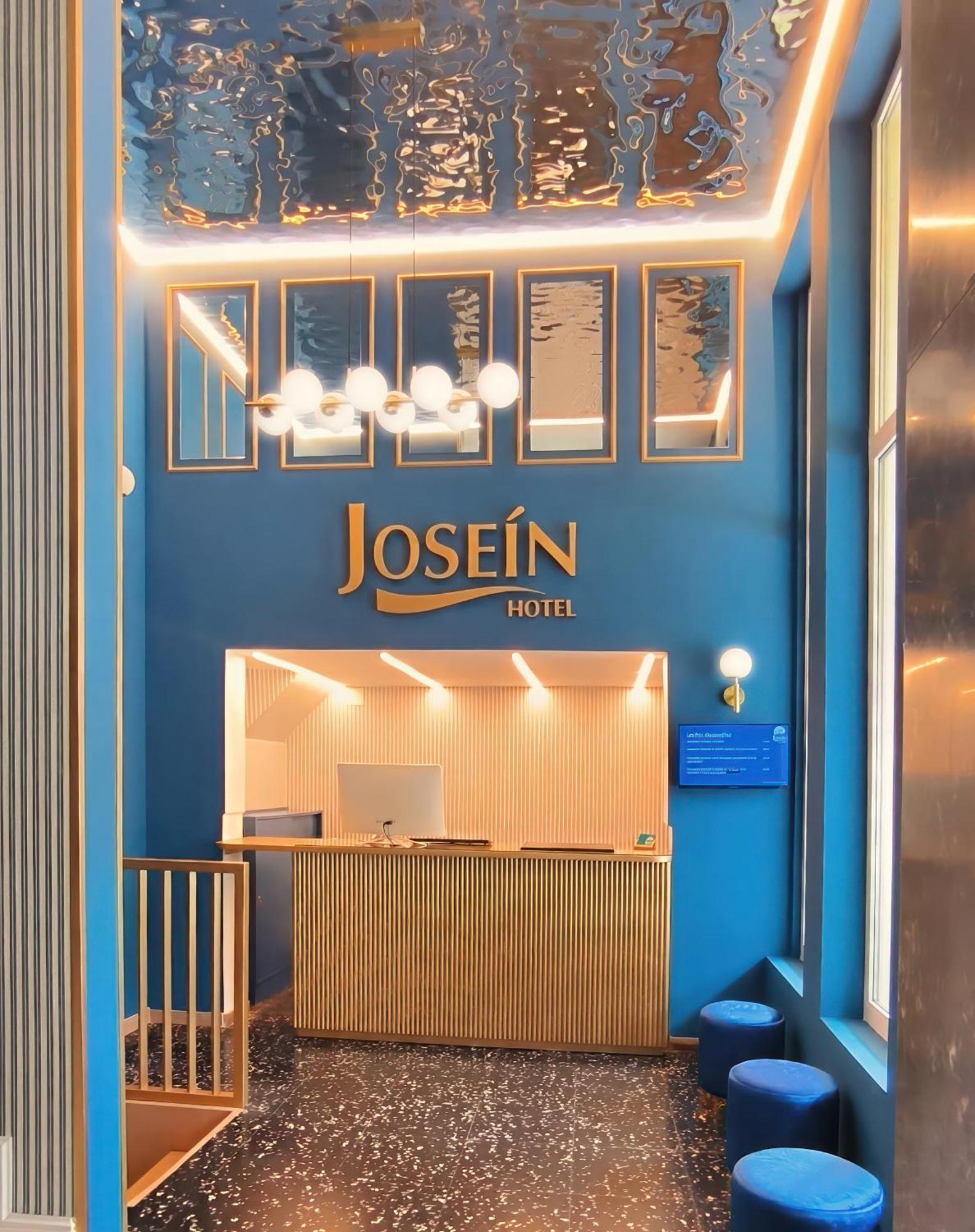 קומיאס Hotel Josein מראה חיצוני תמונה
